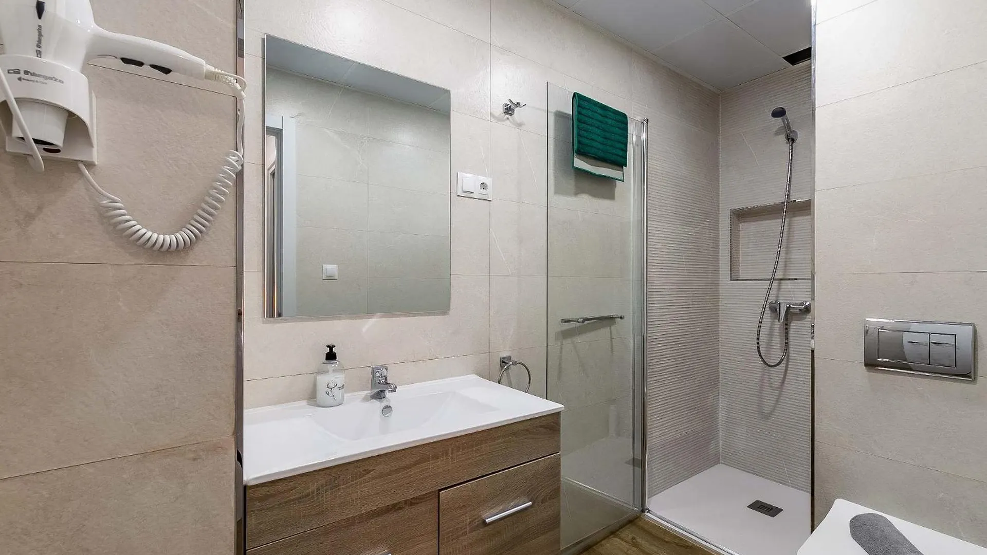Soho Apartments 马拉加
